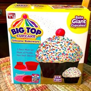 BIG TOP CUPCAKE